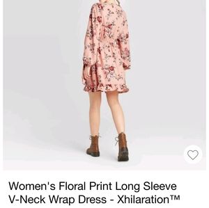Nwt women's Floral print wrap dress